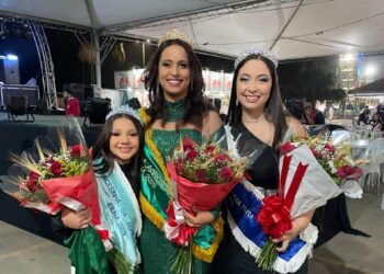 Em noite de emoção, Ibiúna elege sua rainha, princesa e princesinha da Agricultura