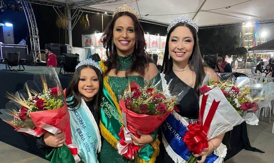 Em noite de emoção, Ibiúna elege sua rainha, princesa e princesinha da Agricultura