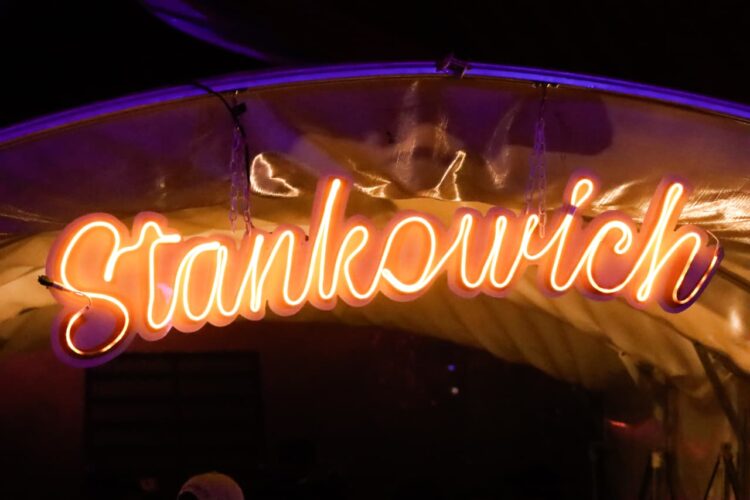 Estreia do Circo Stankowich em Ibiúna